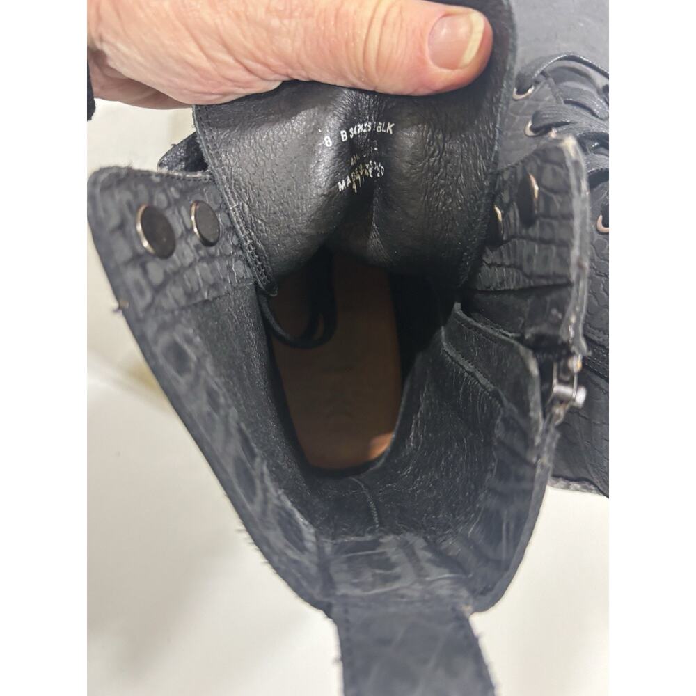 NWOT Frye Julie Hook Combat Boots Womens Black Vintage Leather MSRP $358 76269 - Picture 11 of 12
